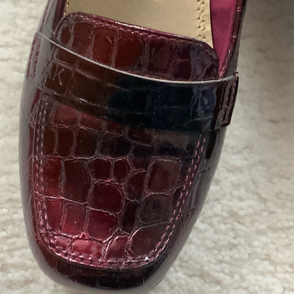 ANNE KLEIN IFLEX BURGUNDY KAMEDEN LOAFERS SHOES - Picture 7 of 8